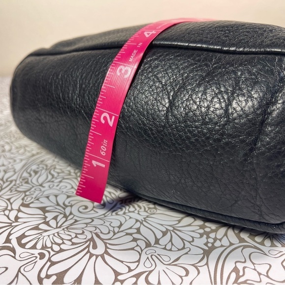 Libaire Vintage Black leather shoulder bag made in USA - Picture 12 of 13